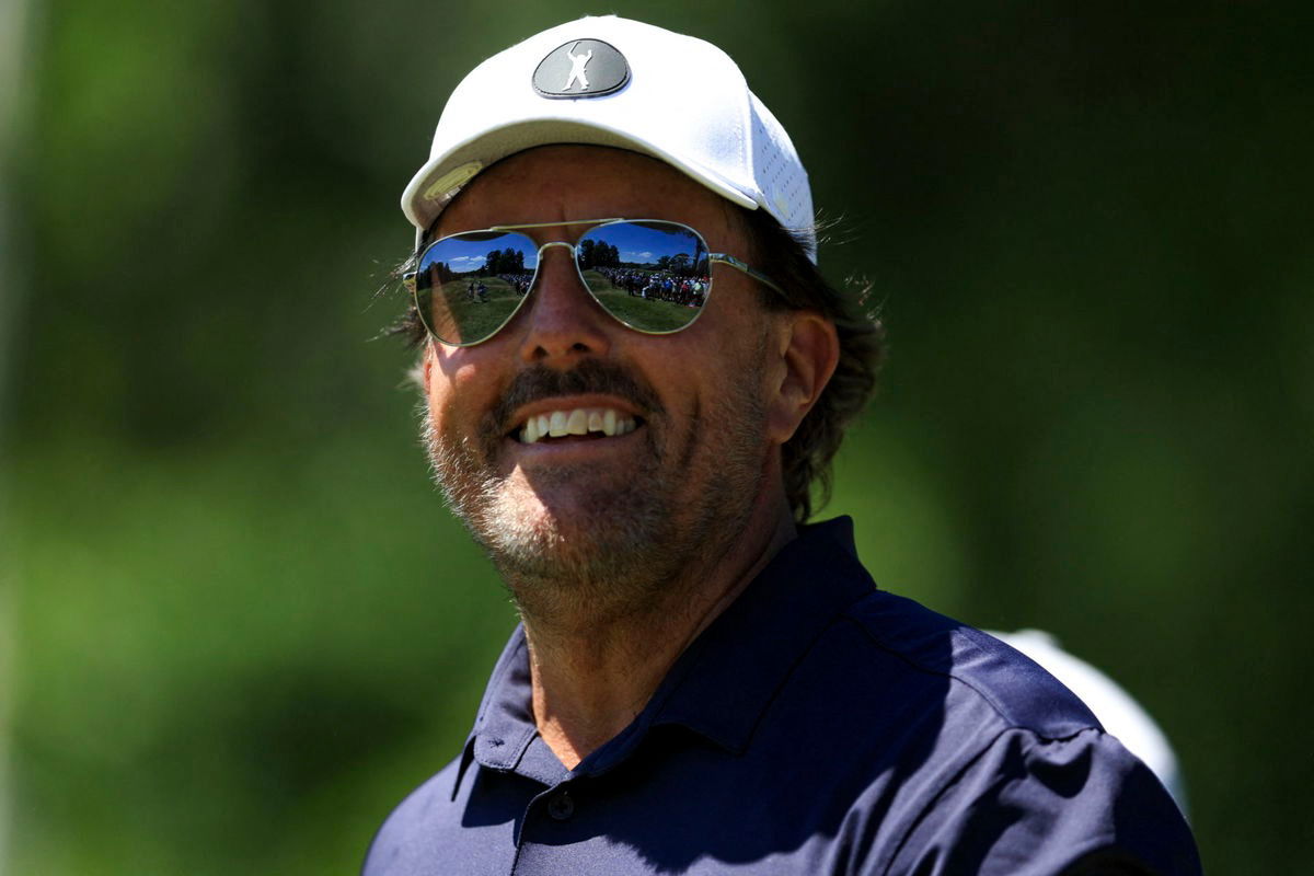 Phil Mickelson's Dinosaur Skull: Most Unusual Art Piece the LIV Pro Has Owned